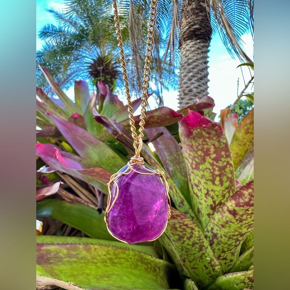 ✨ Deep Purple Fluorite Necklace • Gold Wrapped • 24" Chain ✨ - Picture 6 of 16